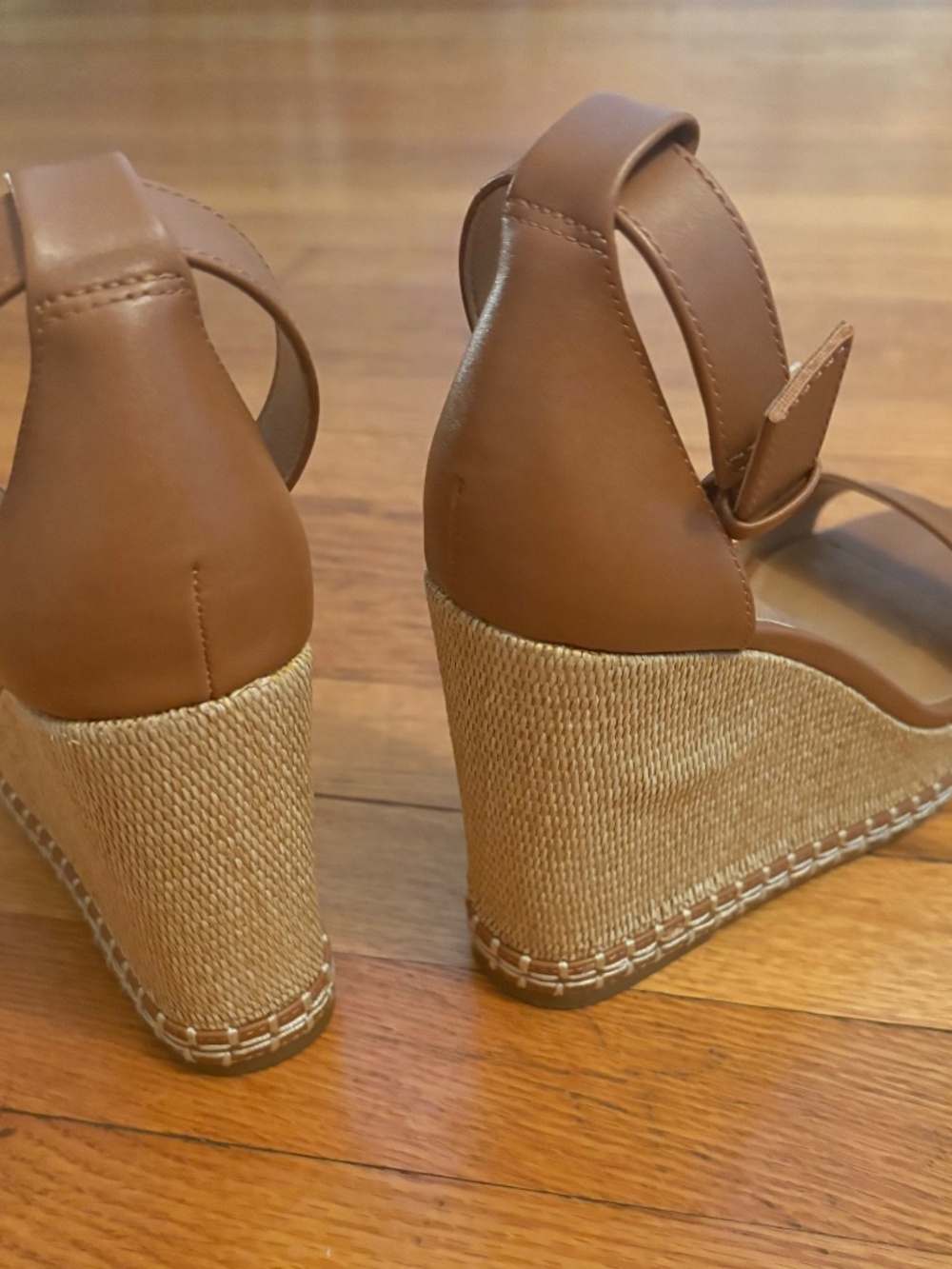 Dolce Vita Wedges sz 6 - Picture 5 of 8